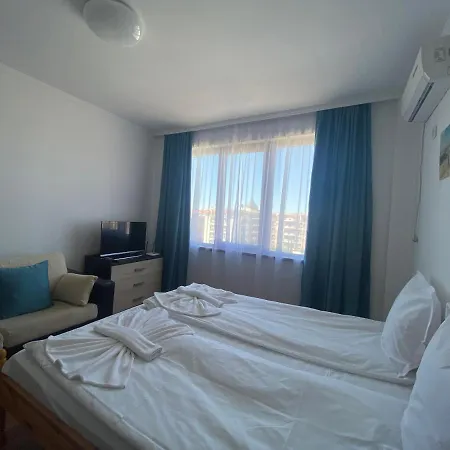 Apartment Summer Breeze 503 Private Sunny Sunny Beach